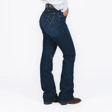 Cargar imagen en el visor de la galería, Jeans Dama Wrangler Retro Corte Bota Mod. 112367192